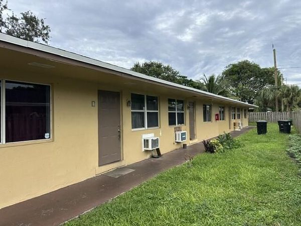 1014 S M Street, Unit 3, Lake Worth Beach, FL 33460