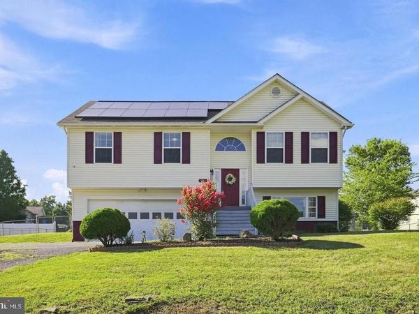 261 BAER OAK DRIVE, MAURERTOWN, VA 22644