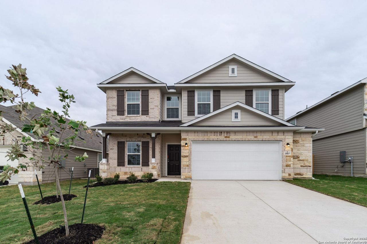 3567 Starbright Dr, New Braunfels, TX 78130 Main Photo