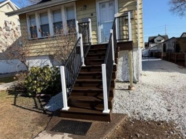 33 Prospect Ave, Little Ferry, NJ 07643
