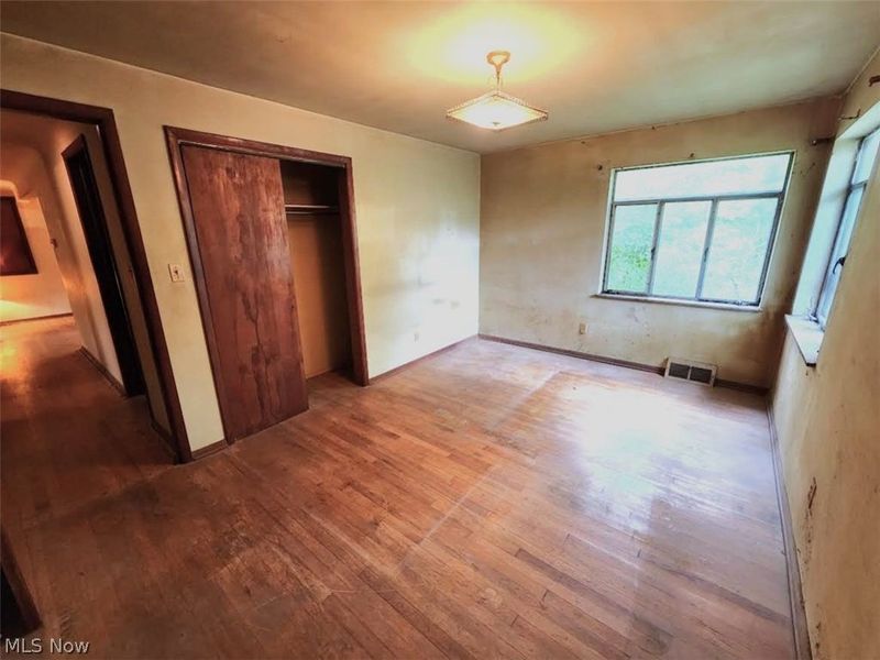 34357 White Road, Willoughby Hills, OH 44092 Photo 10