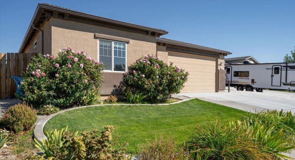 966 Kathryn Court, Fernley, NV 89408 Photo