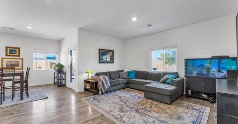 966 Kathryn Court, Fernley, NV 89408 Photo