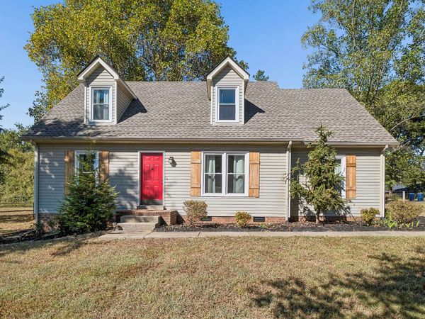 4920 Chesterfield Dr , Murfreesboro, TN 37127