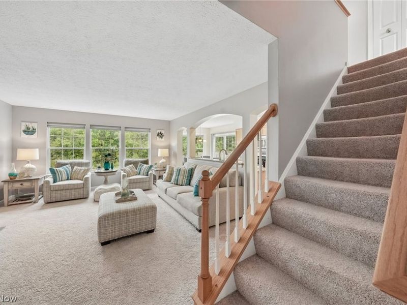 7680 Woodpath Drive, Hudson, OH 44236 Photo 11