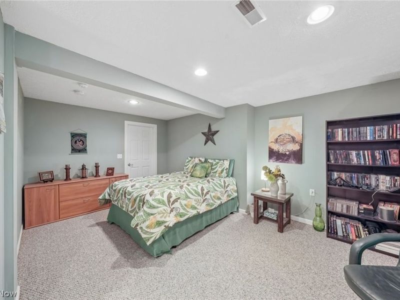 7680 Woodpath Drive, Hudson, OH 44236 Photo 32