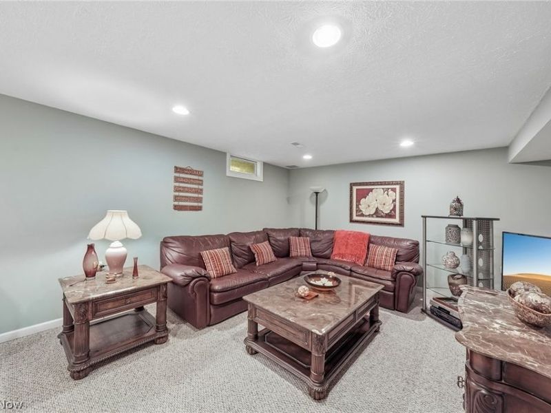7680 Woodpath Drive, Hudson, OH 44236 Photo 35