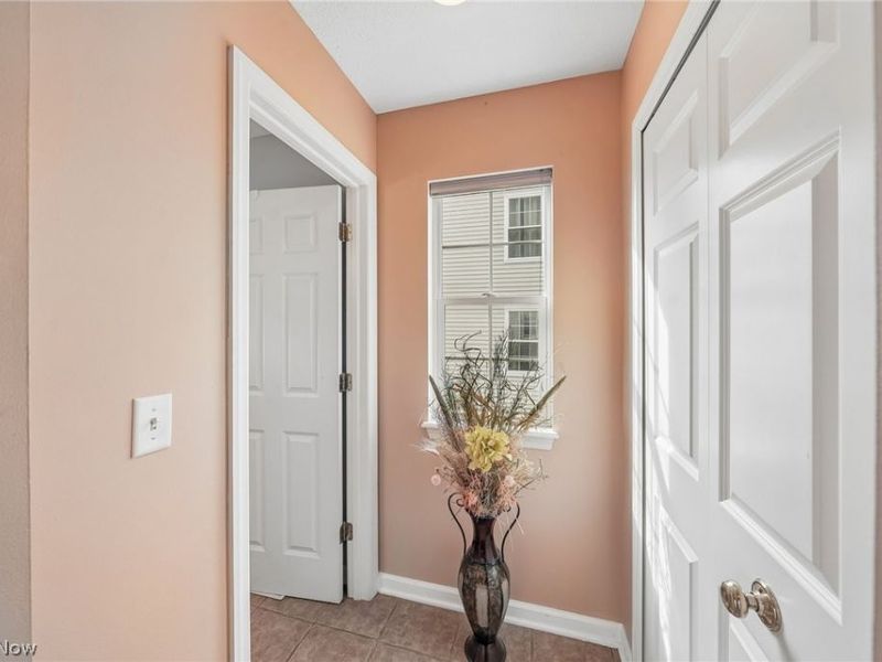 7680 Woodpath Drive, Hudson, OH 44236 Photo 6