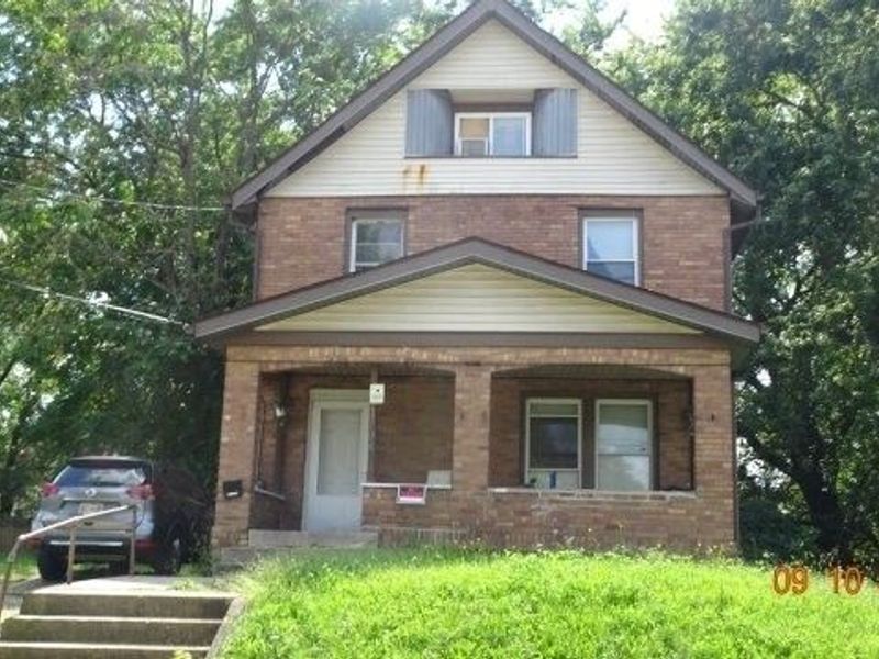 1194 Laird, Akron, OH 44320 Photo 1