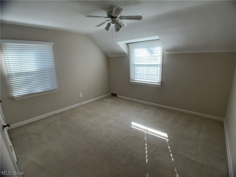 2327 Loyola Road, University Heights, OH 44118 Photo 13