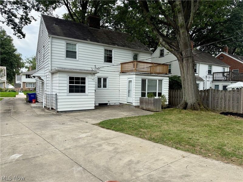 2327 Loyola Road, University Heights, OH 44118 Photo 21