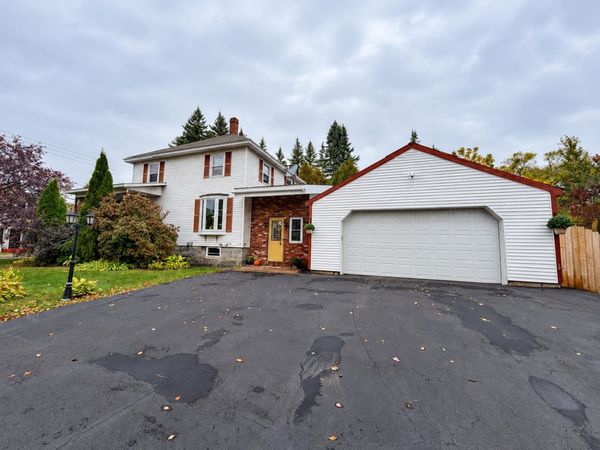 1800 Hutchins Street, Berlin, NH 03570
