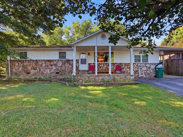 45 Lee Cir, Crossville, TN 38555