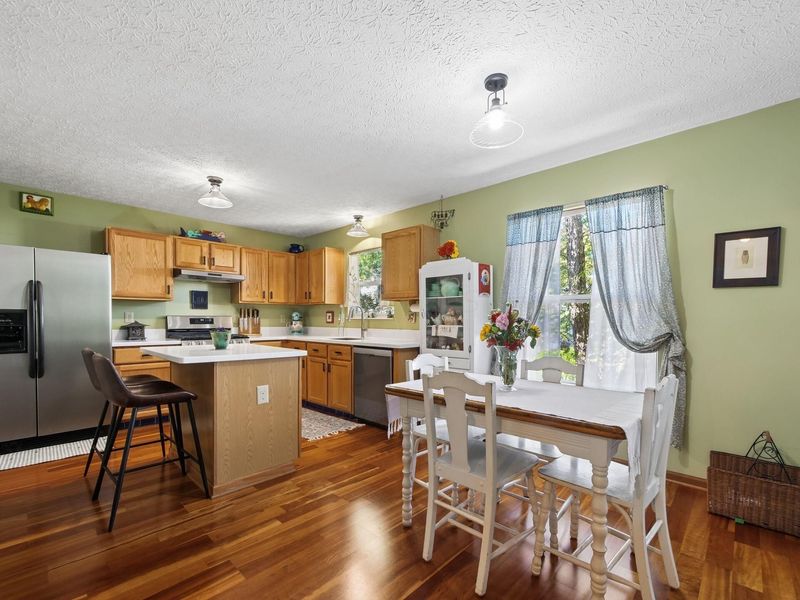 6126 Carmell Drive, Columbus, OH 43228 Photo 12
