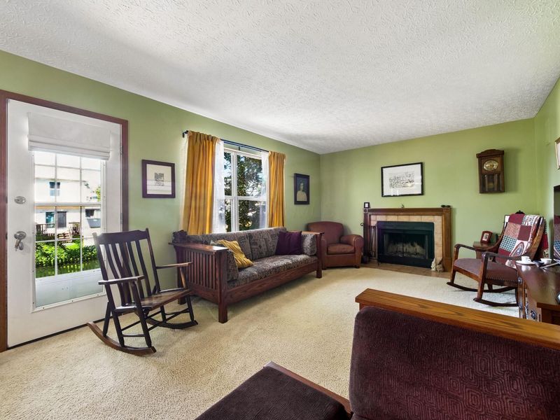 6126 Carmell Drive, Columbus, OH 43228 Photo 16