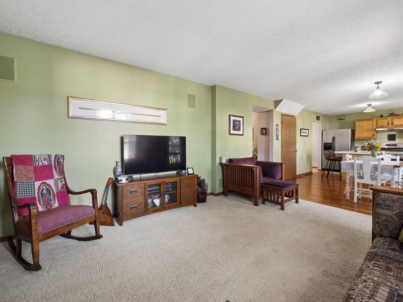 6126 Carmell Drive, Columbus, OH 43228 Photo 18