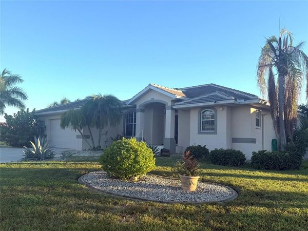 527 SAINT GIRONS COURT , PUNTA GORDA, FL 33950