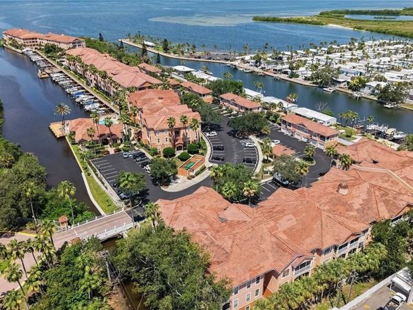 5000 CULBREATH KEY WAY, Unit 4203, TAMPA, FL 33611
