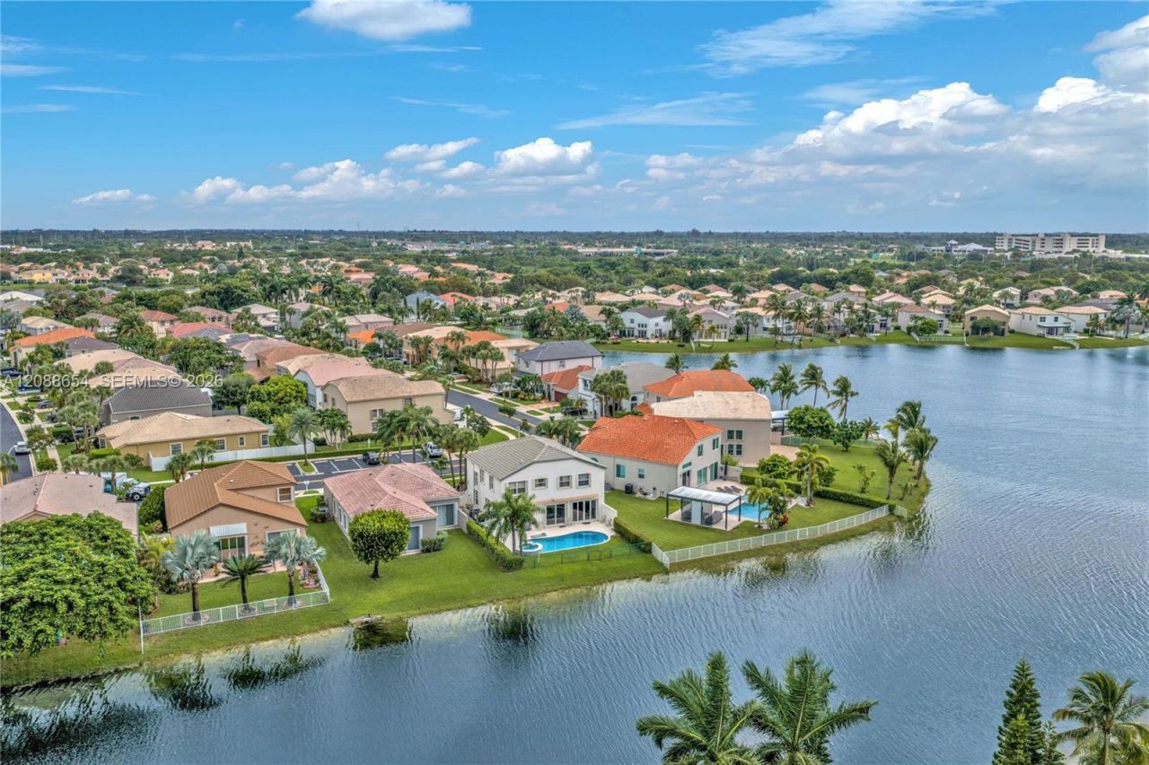 15922 NW 14th Pl, Pembroke Pines, FL 33028 Photo