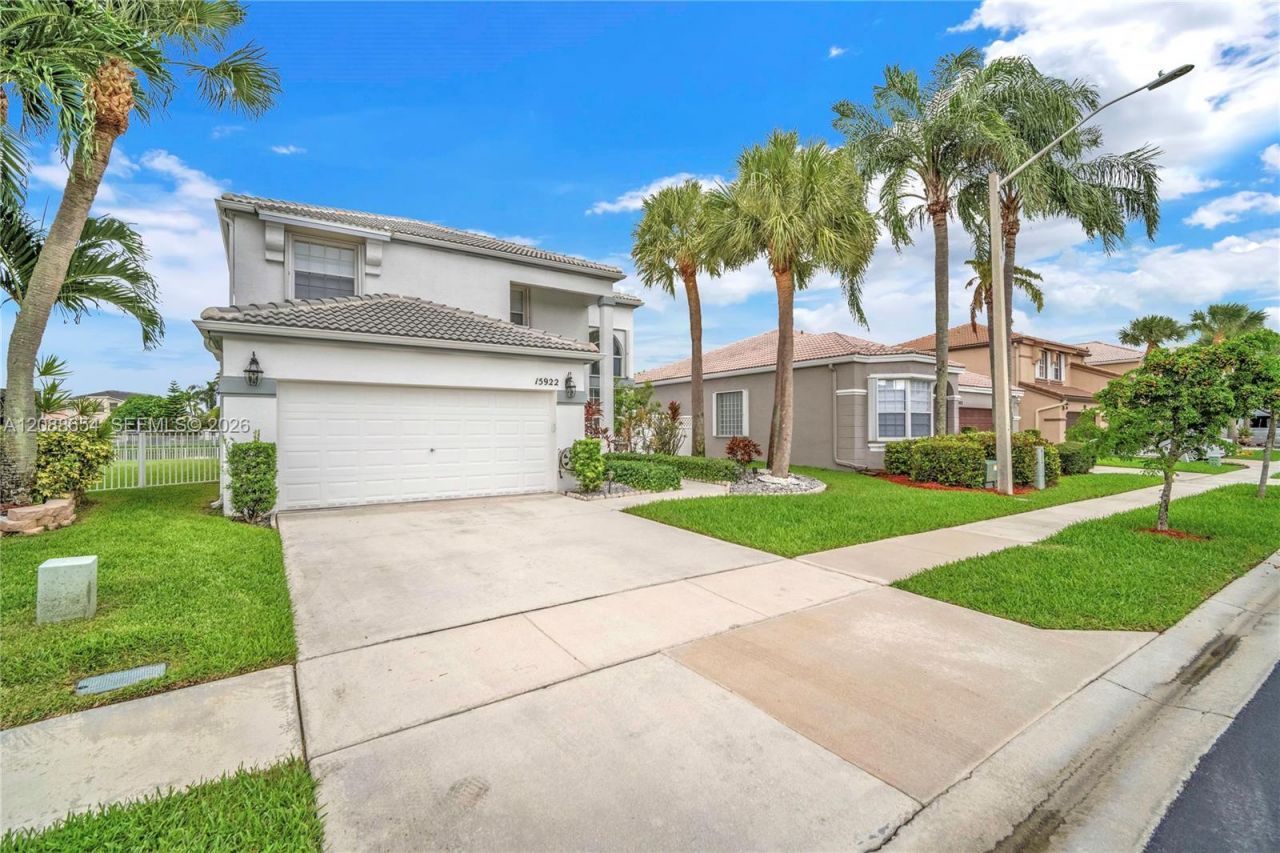 15922 NW 14th Pl, Pembroke Pines, FL 33028 Photo