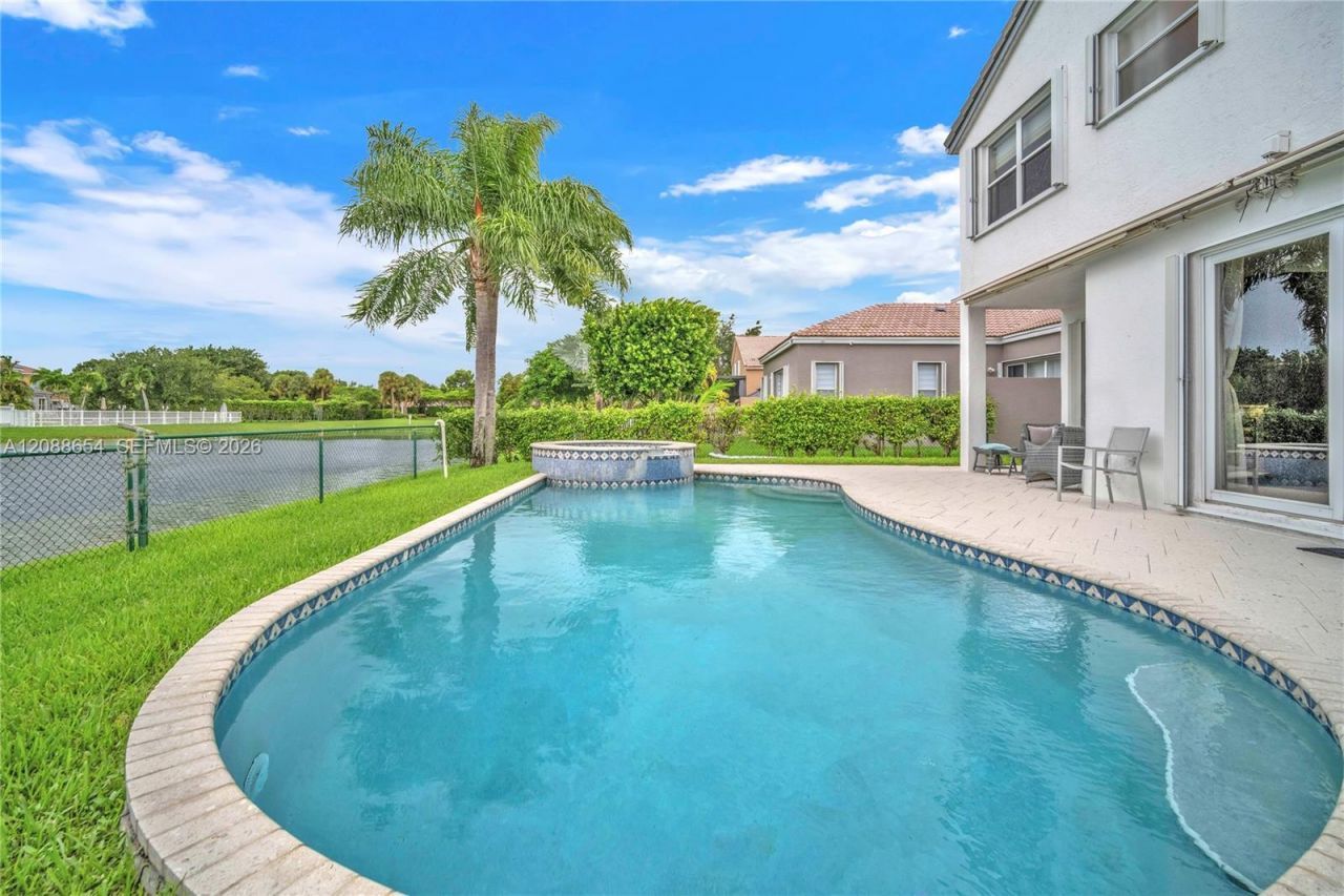 15922 NW 14th Pl, Pembroke Pines, FL 33028 Photo