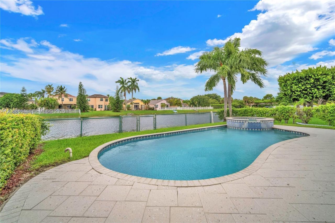 15922 NW 14th Pl, Pembroke Pines, FL 33028 Photo