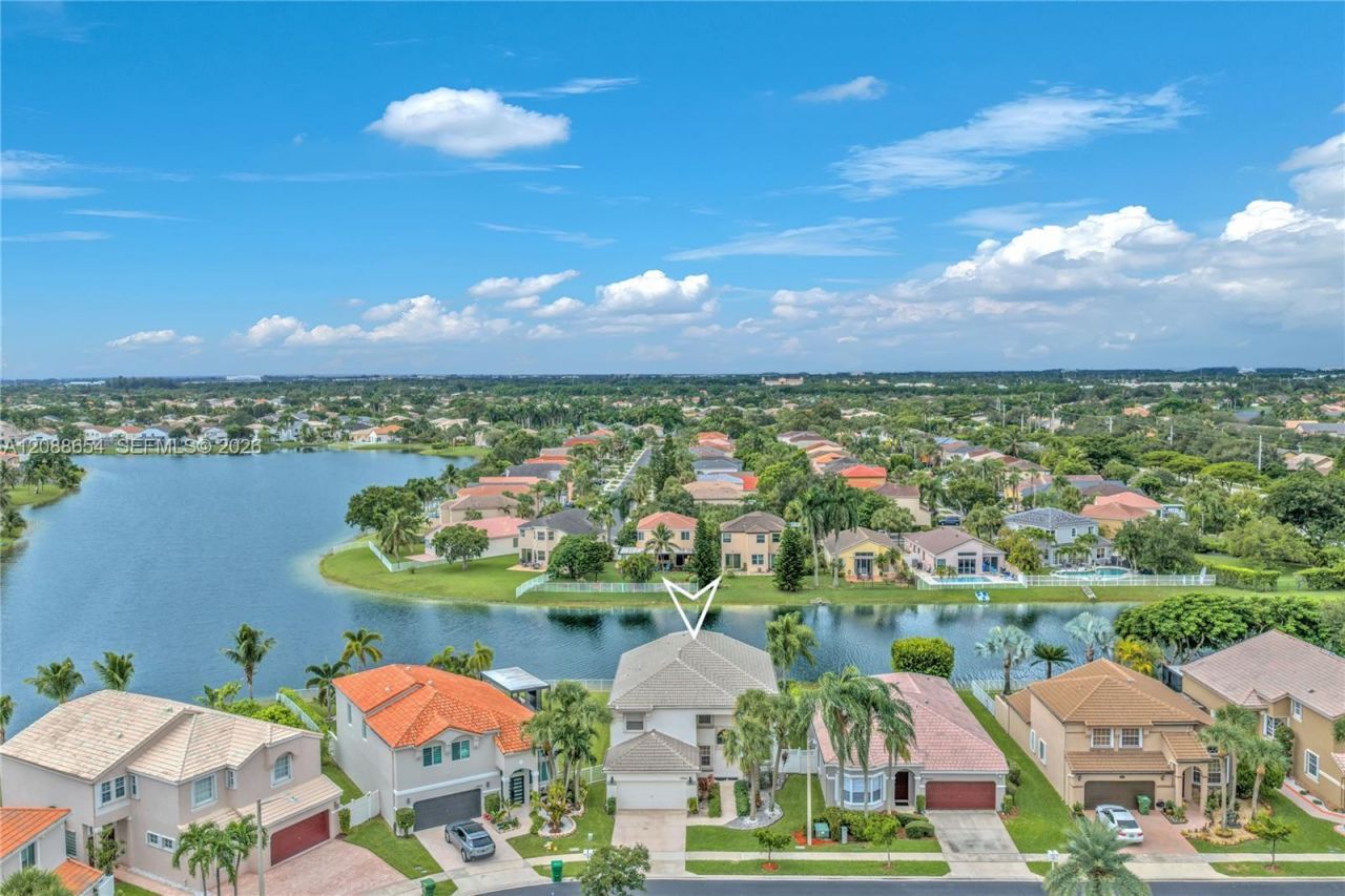 15922 NW 14th Pl, Pembroke Pines, FL 33028 Photo