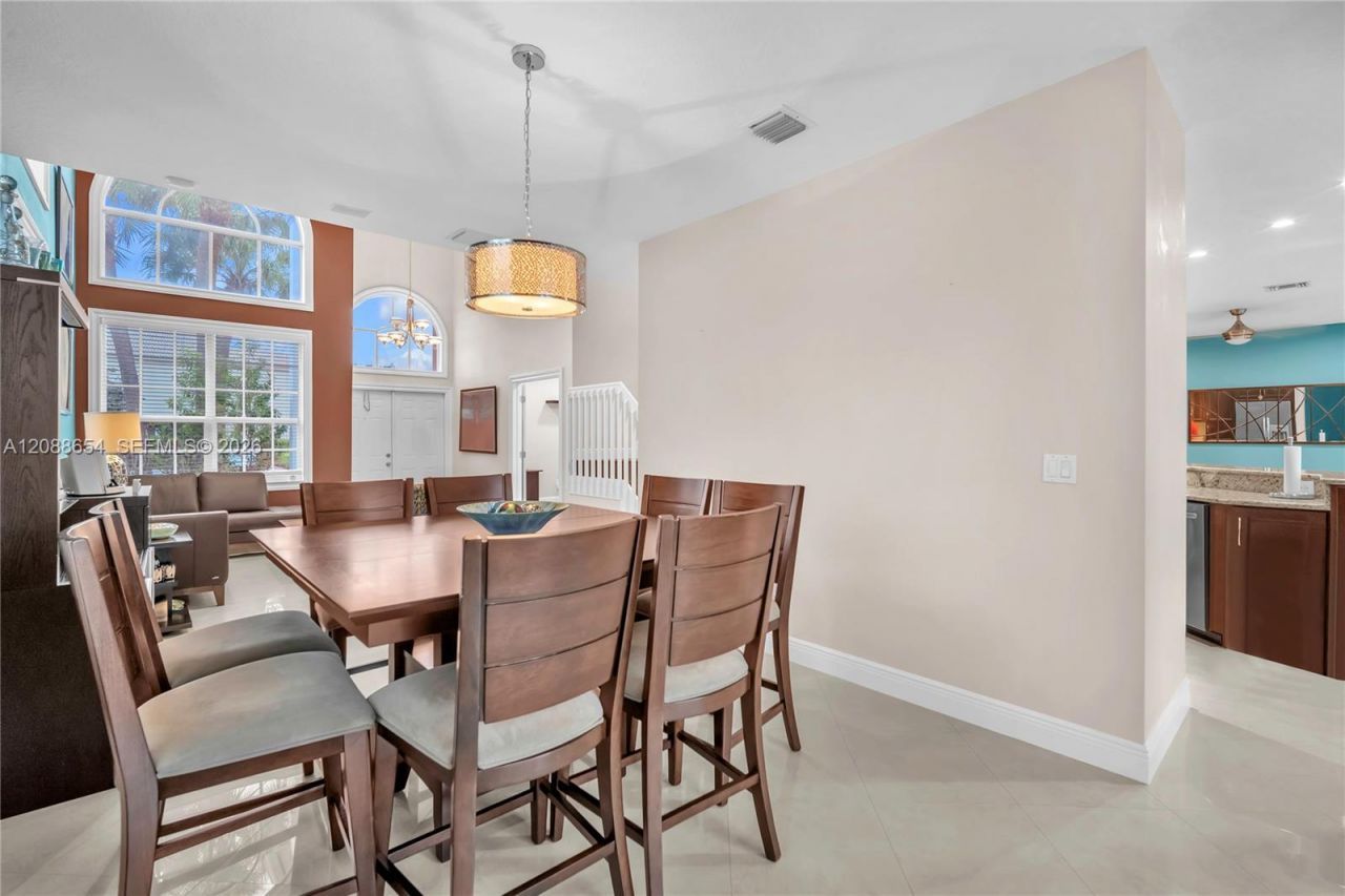 15922 NW 14th Pl, Pembroke Pines, FL 33028 Photo