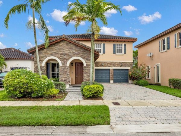 17161 SW 91st St , Miami, FL 33196