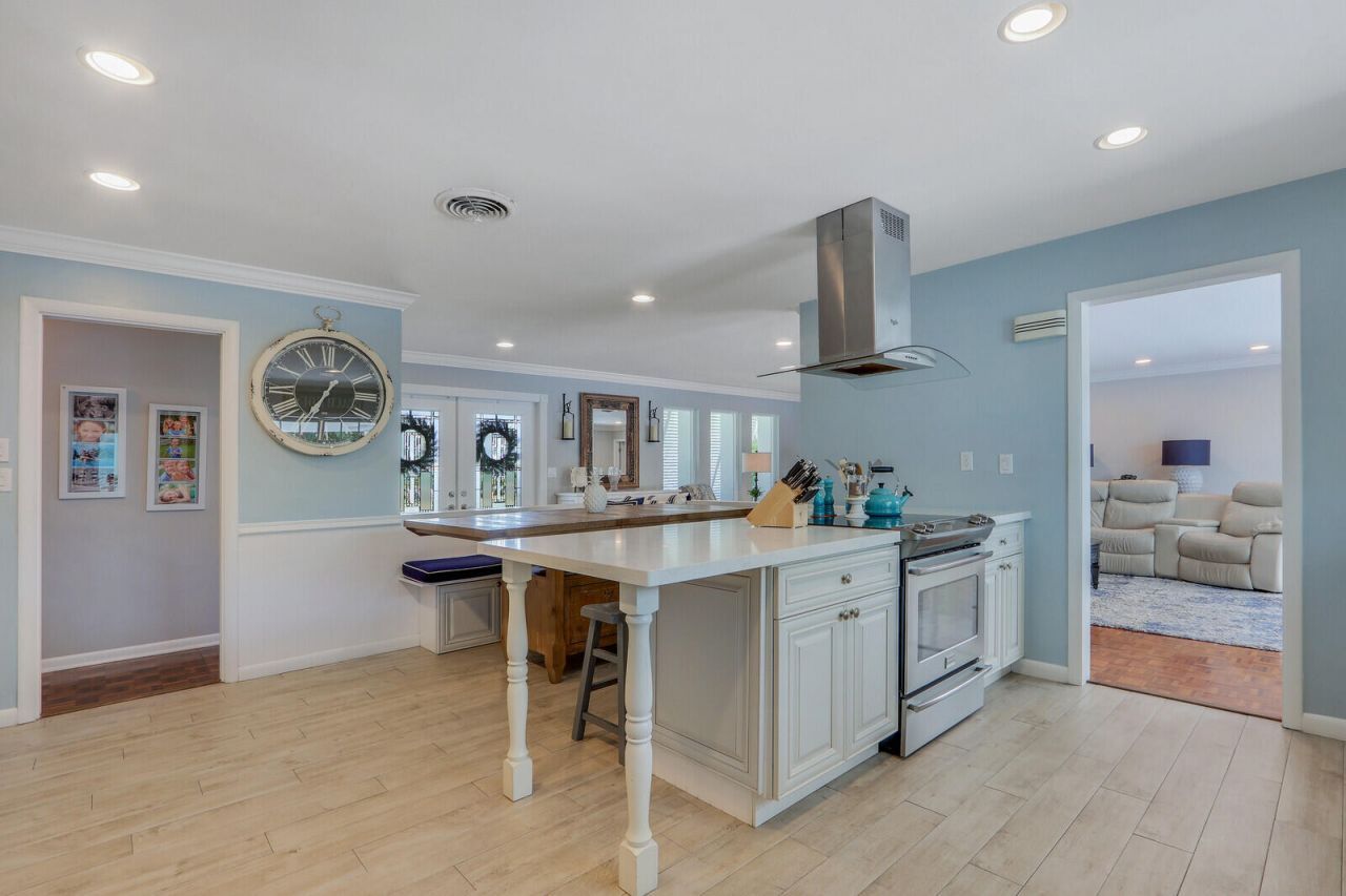 222 33rd Street, West Palm Beach, FL 33407 Photo