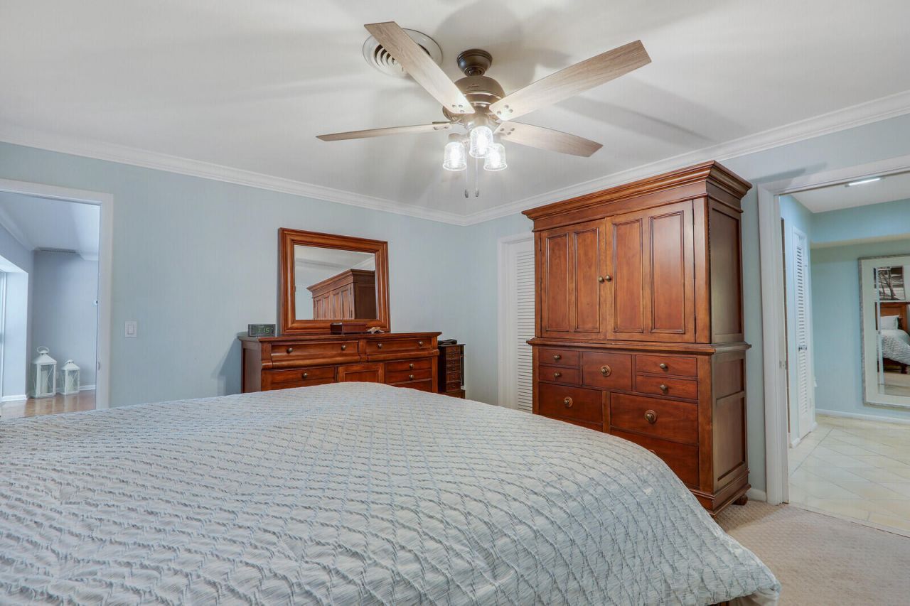 222 33rd Street, West Palm Beach, FL 33407 Photo