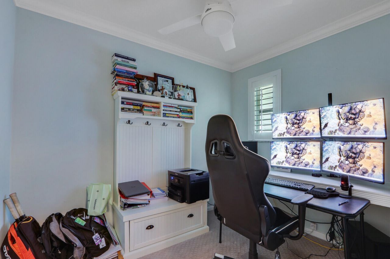 222 33rd Street, West Palm Beach, FL 33407 Photo