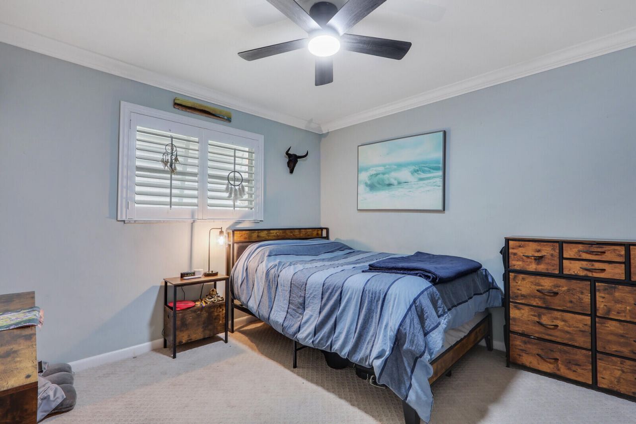 222 33rd Street, West Palm Beach, FL 33407 Photo