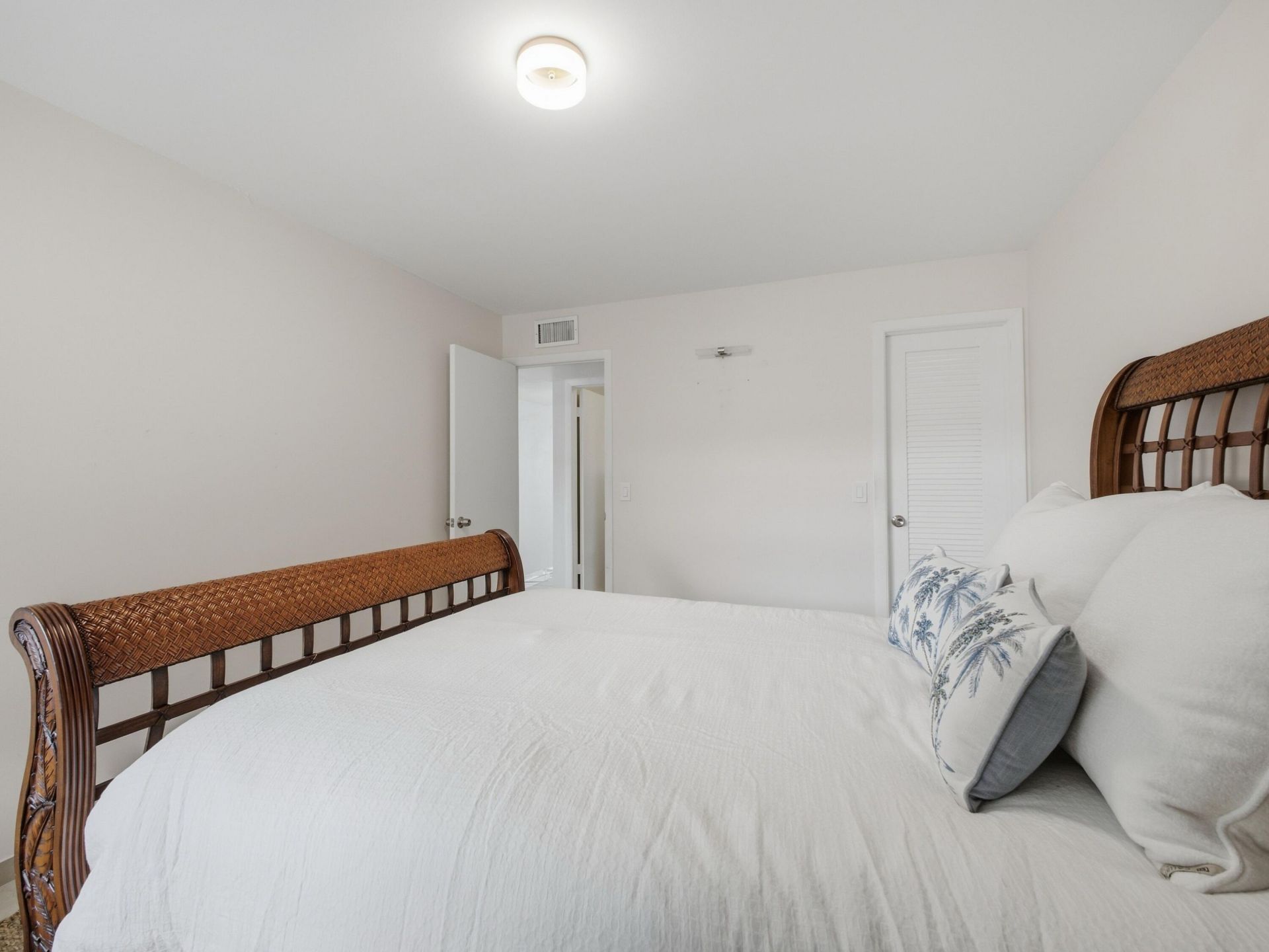 471 Capri J, Delray Beach, FL 33484 Photo