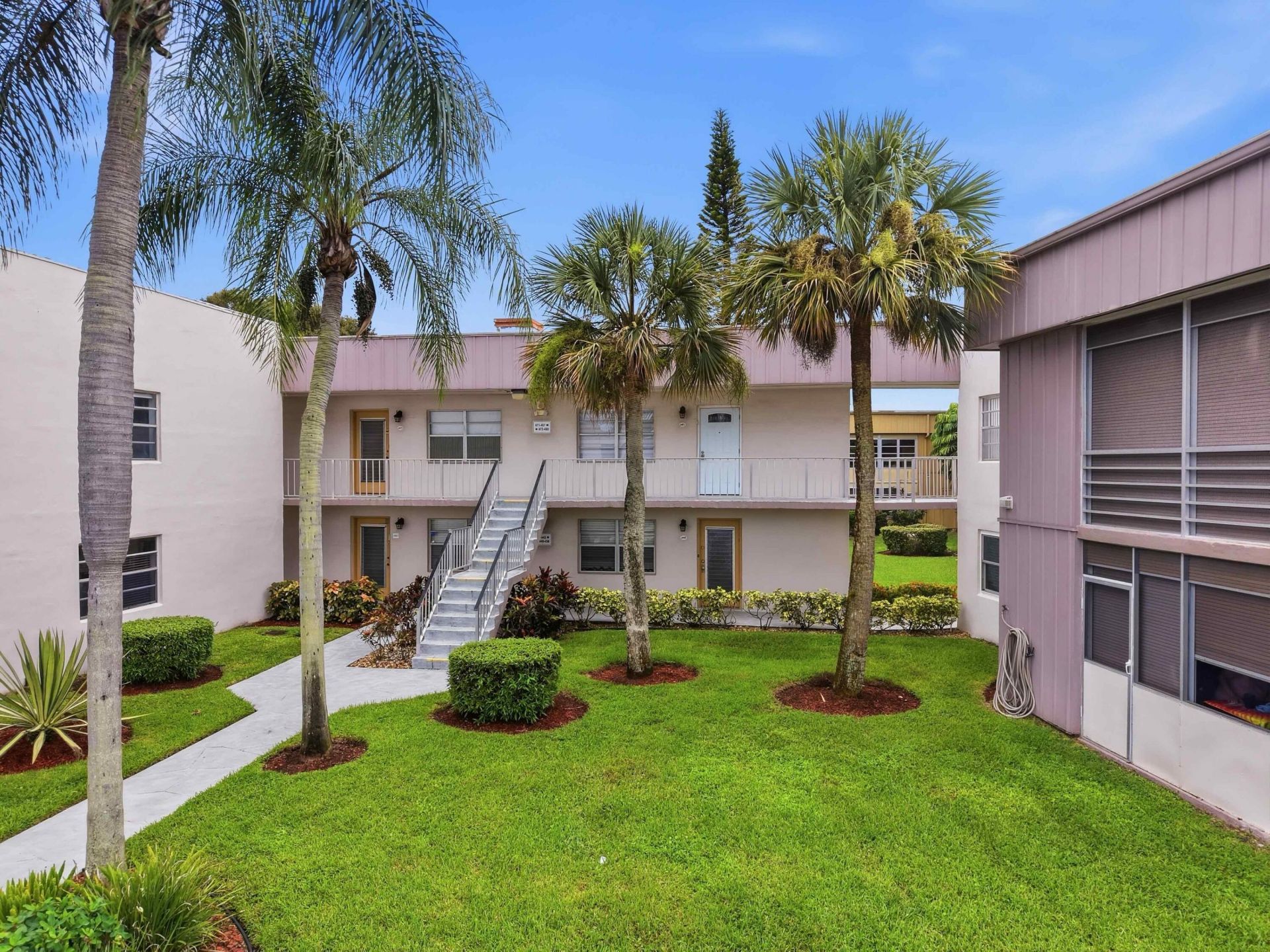 471 Capri J, Delray Beach, FL 33484 Photo