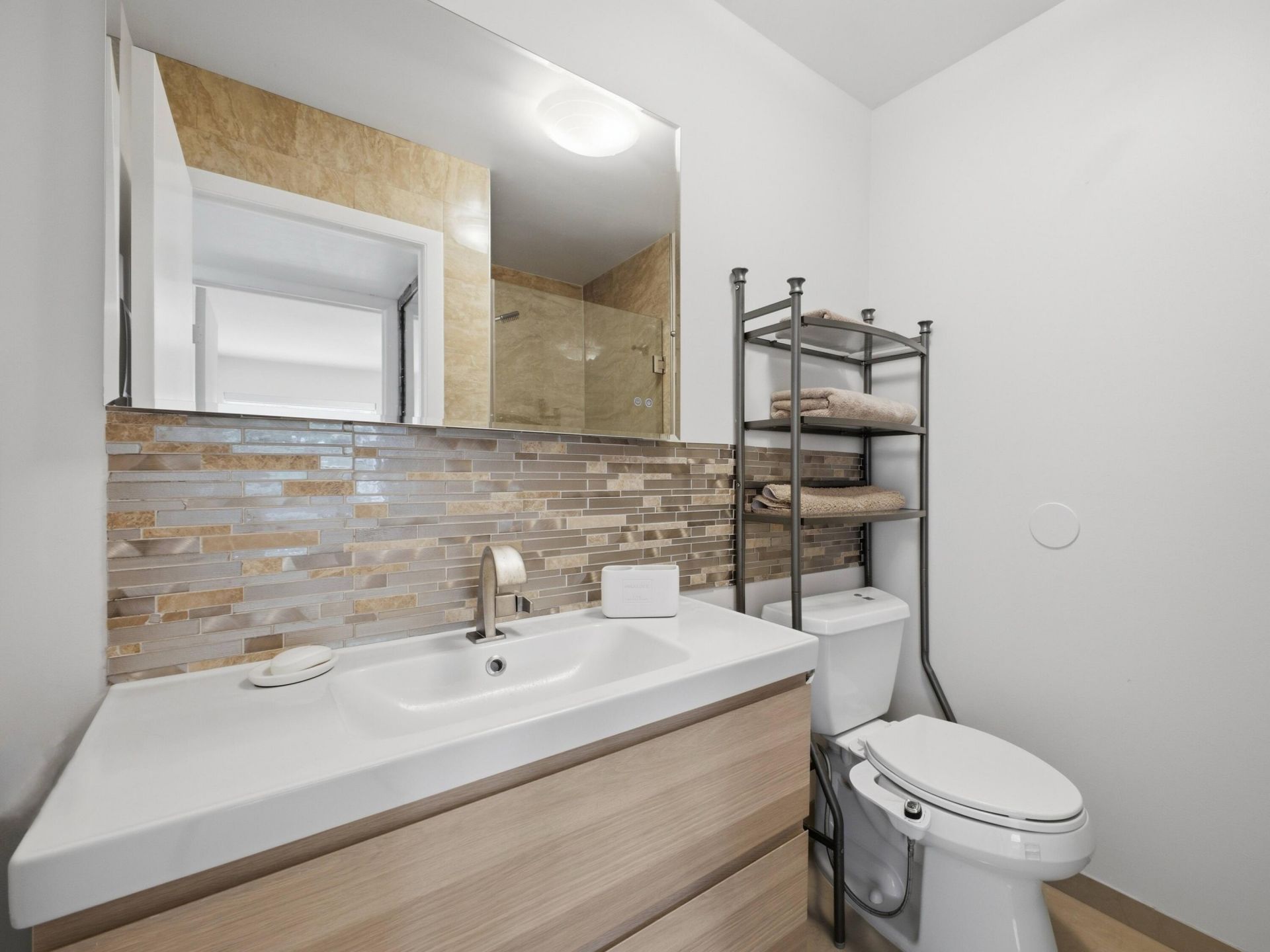 471 Capri J, Delray Beach, FL 33484 Photo