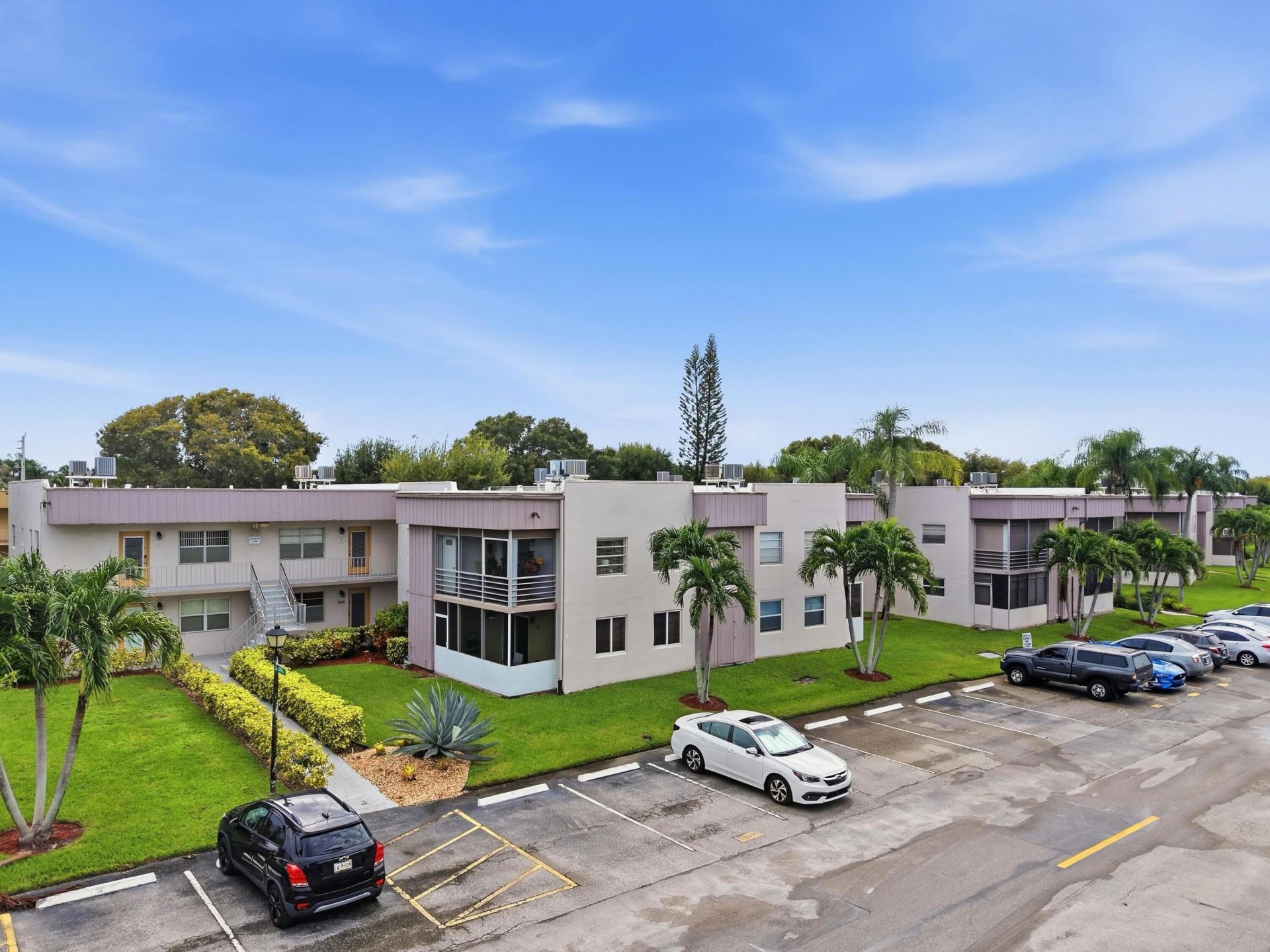 471 Capri J, Delray Beach, FL 33484 Photo