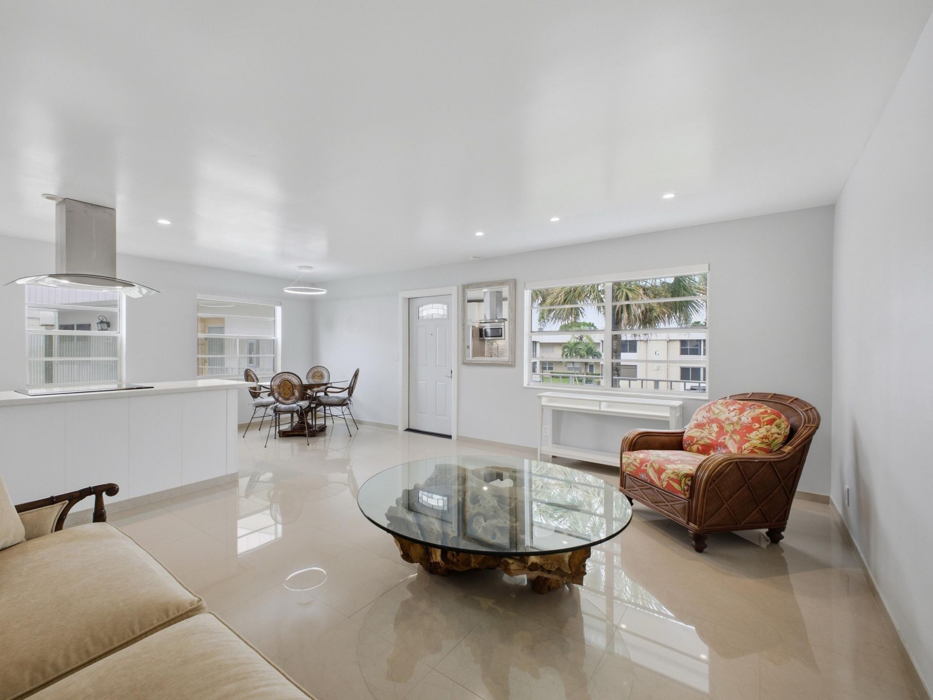 471 Capri J, Delray Beach, FL 33484 Photo