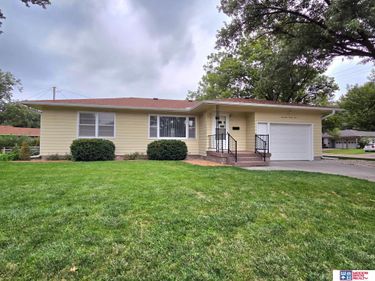 1724 William Drive, Beatrice, KS 66831