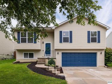14528 Grebe Street, Bennington, NE 68007