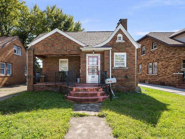 2440 16th Avenue , Moline, IL 61265
