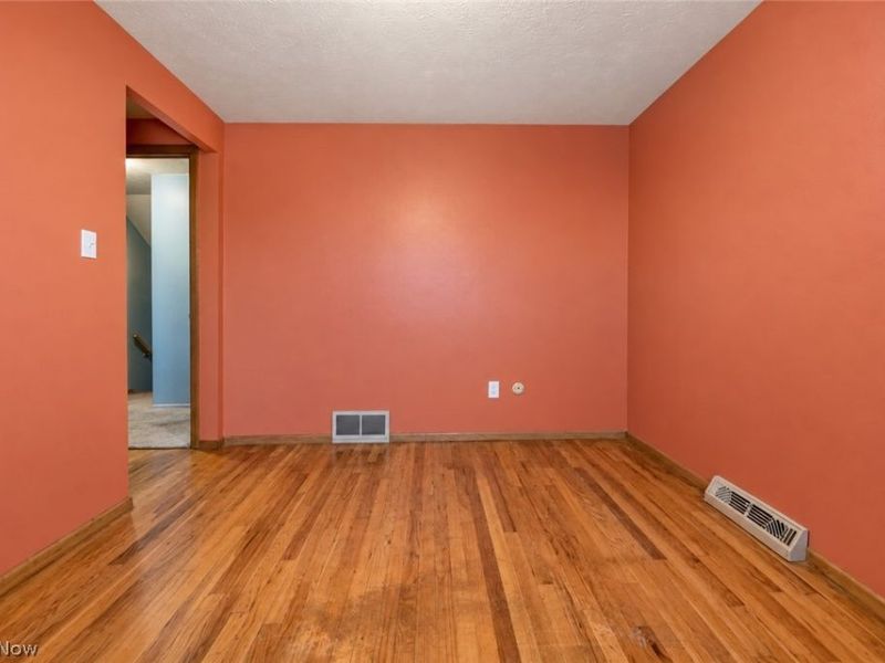 6498 Edgehurst Drive, Brook Park, OH 44142 Photo 26