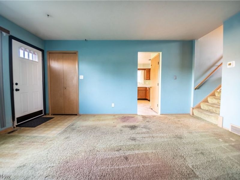 6498 Edgehurst Drive, Brook Park, OH 44142 Photo 7