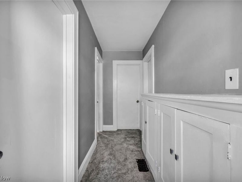 2407 Mira Court, Cleveland, OH 44109 Photo 20