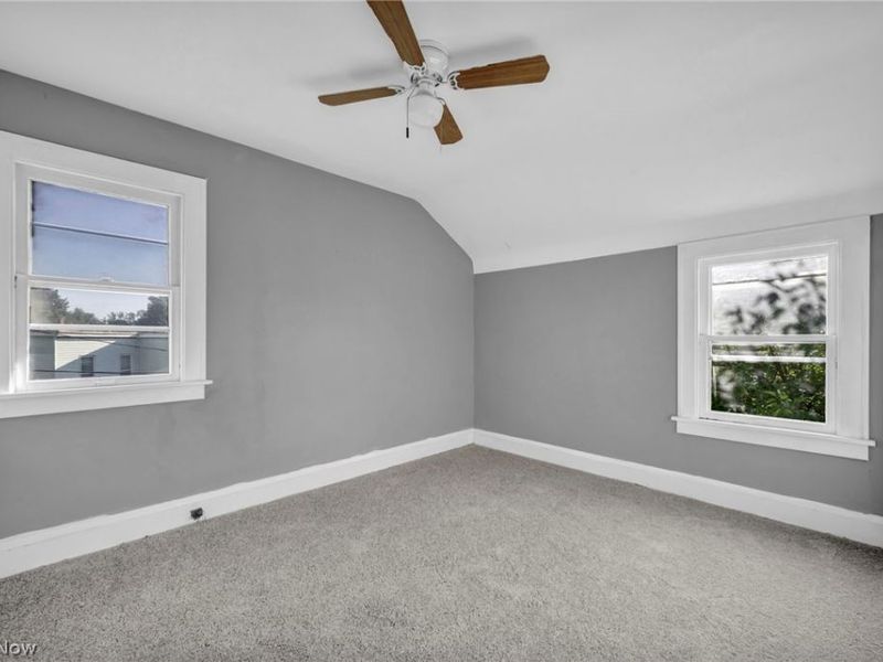 2407 Mira Court, Cleveland, OH 44109 Photo 26