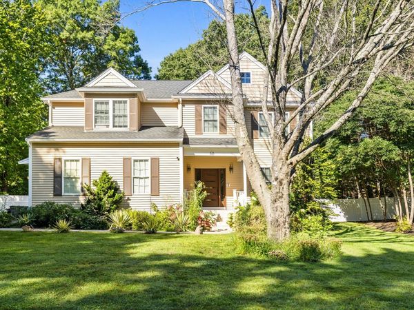 60 Shufelt Rd, Unit 1, Walpole, MA 02071