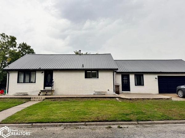 1204 Wood Street, Webster City, IA 50595