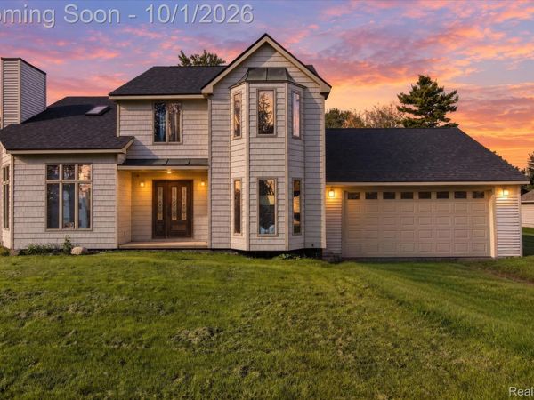 30038 Adams Drive, Gibraltar, Mi 48173