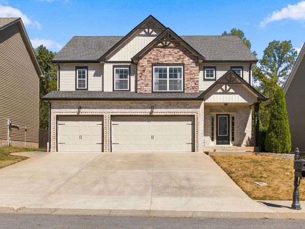 1591 Ellie Piper Cir, Clarksville, TN 37043