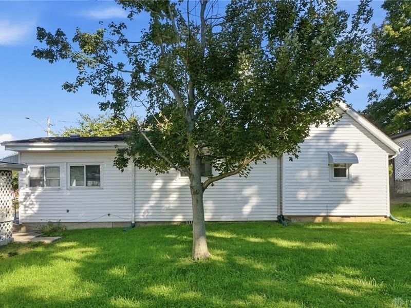 13 N Maple Street, Jamestown, OH 45335 Photo 7